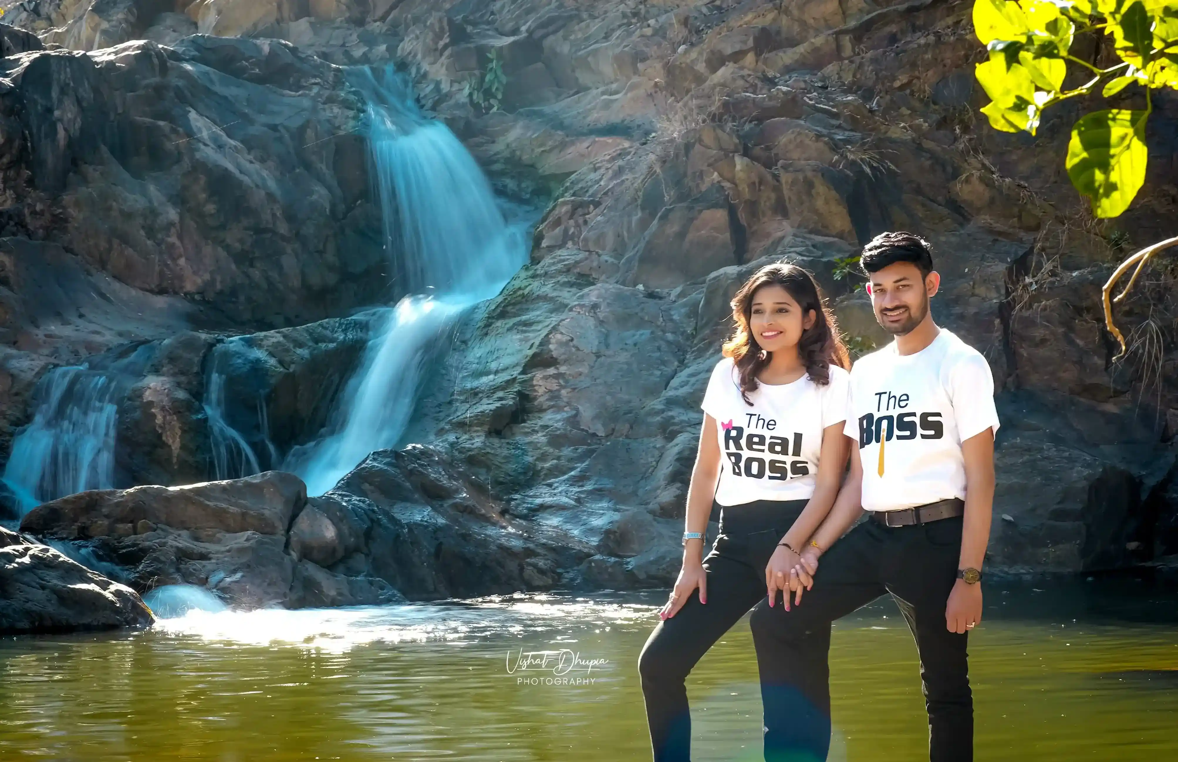 Pre-wedding shoot in nature